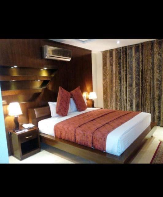 Bling Hotel International Multan Exterior foto