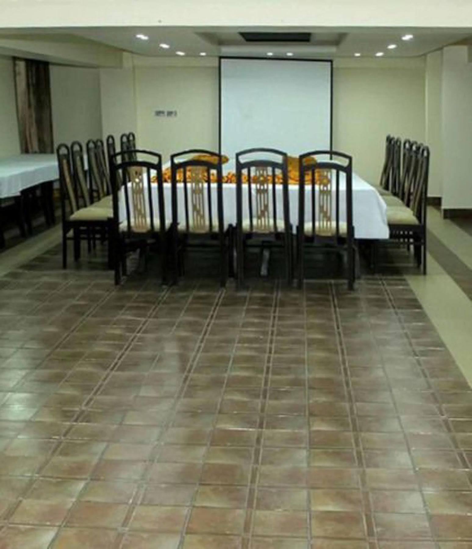 Bling Hotel International Multan Exterior foto